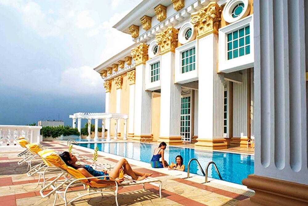 Lacrista Hotel Melaka Esterno foto