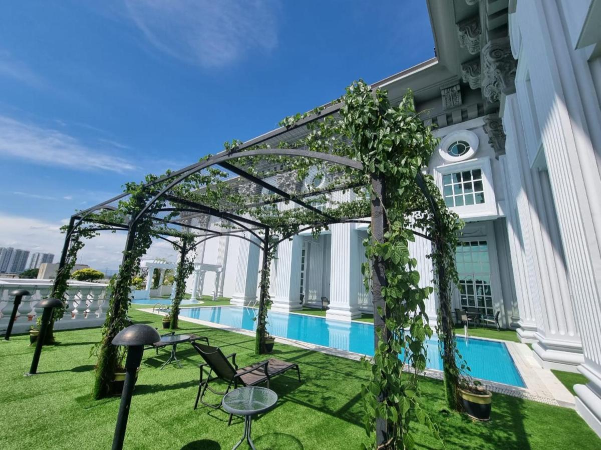 Lacrista Hotel Melaka Esterno foto