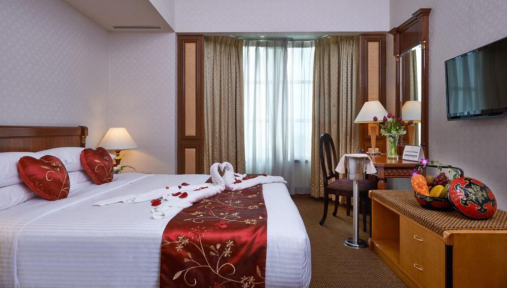 Lacrista Hotel Melaka Esterno foto